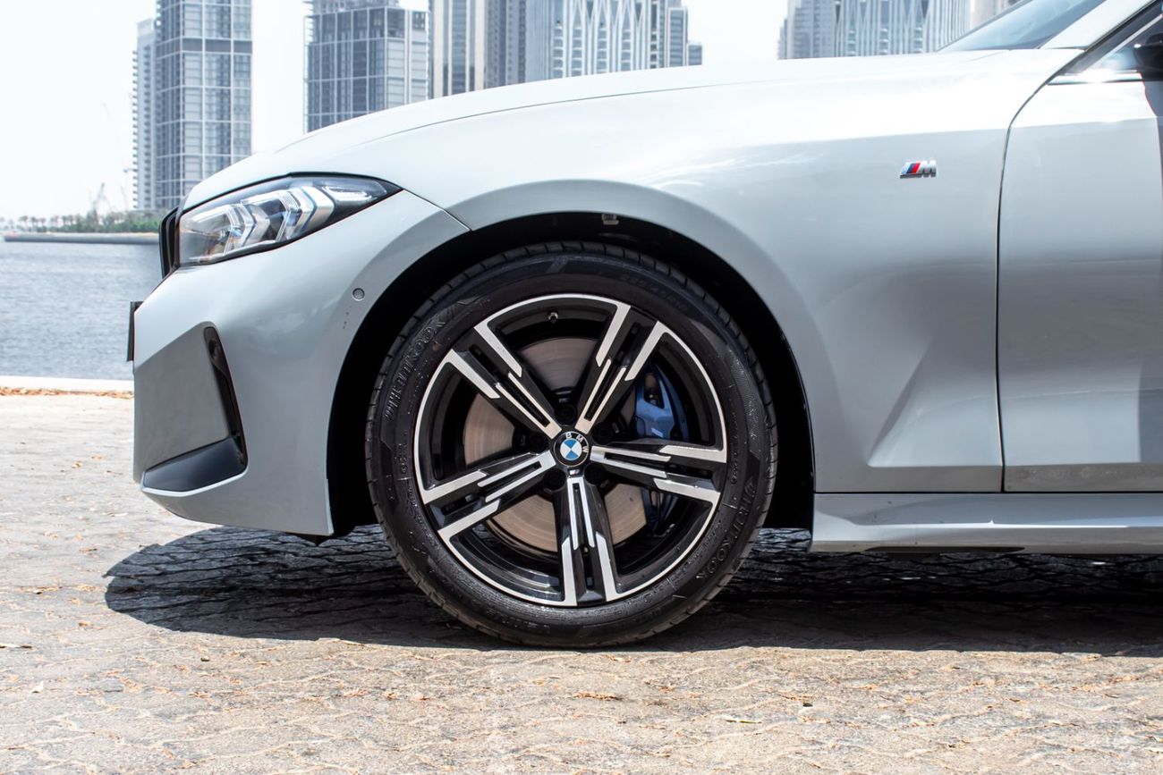 بي أم دبليو 320 M MODERN LINE