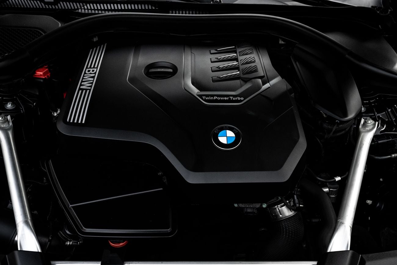 بي أم دبليو 520i 520i M Sport | 2,448 P.M | 0% Downpayment | Under Warranty!