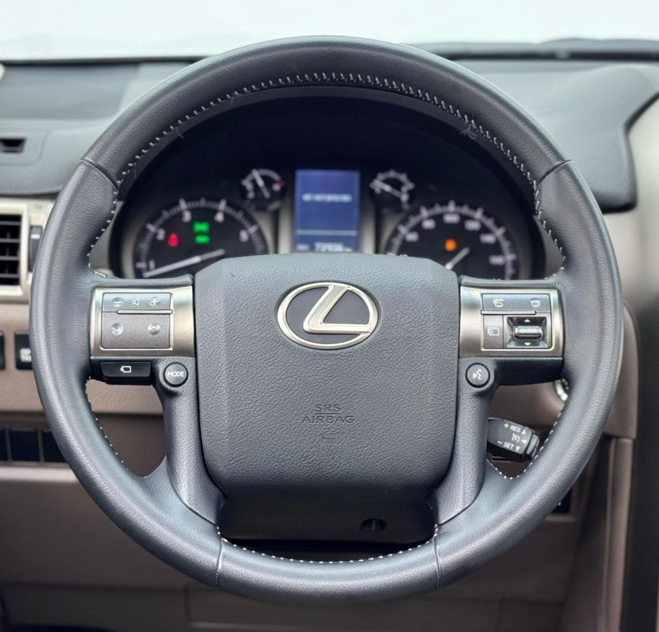 Lexus GX460 Premier 4.6L 2018 Lexus GX460 Premier, Warranty, Full Lexus Service History, 7 Seater, GCC