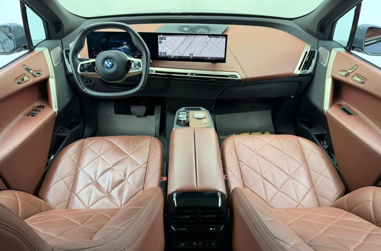 بي أم دبليو iX xDrive40 2023 BMW iX xDrive40, 2027 BMW Warranty, 2028 BMW Service Pack, Low Km, Fully Loaded, GCC
