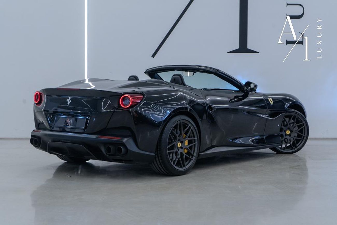 Ferrari Portofino Std 3.9L 2020 Ferrari Portofino, Warranty, Carbon Fiber Package, Nero Daytona WB Exterior, Very Low