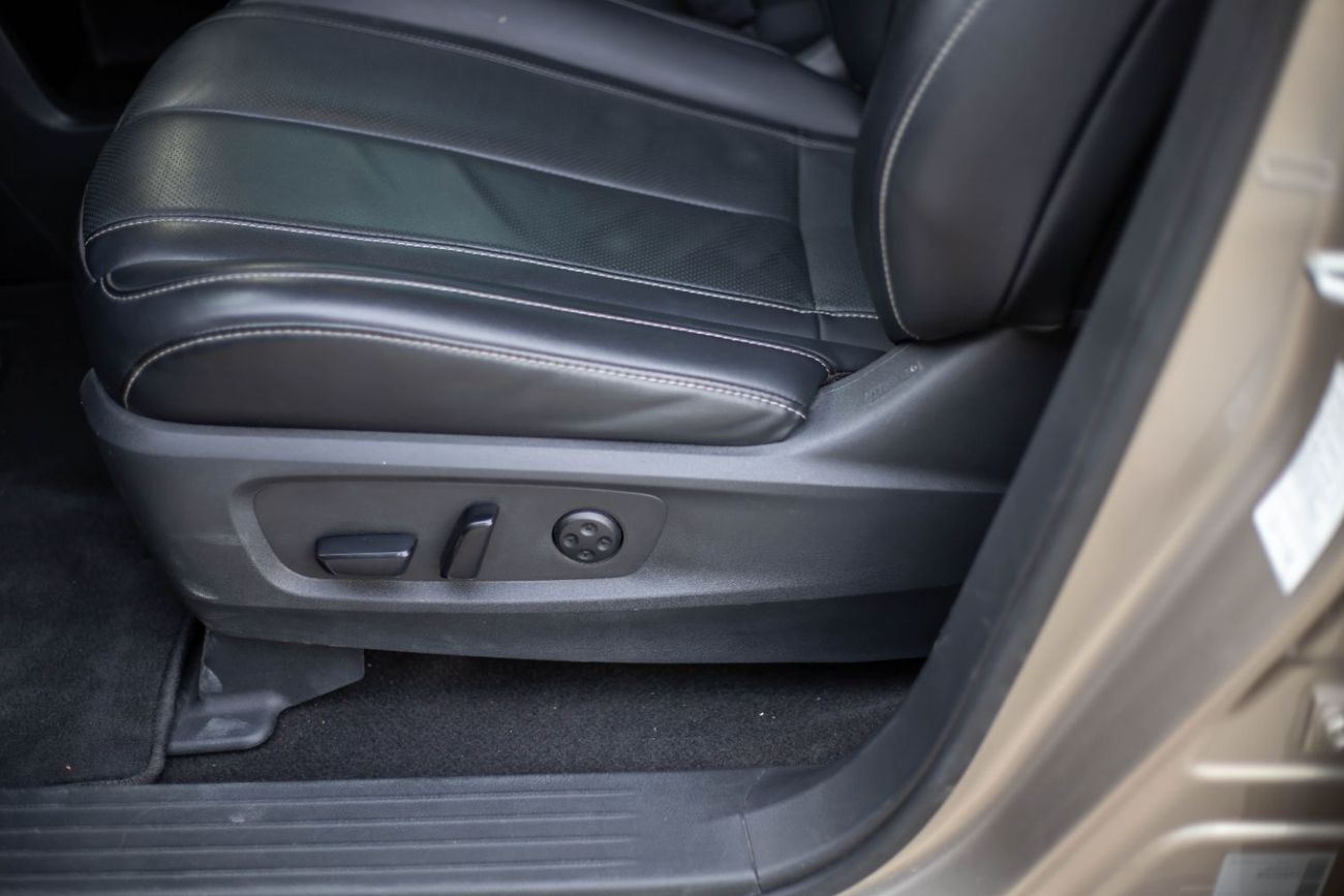 إنفينيتي QX60 Luxe 3.5L