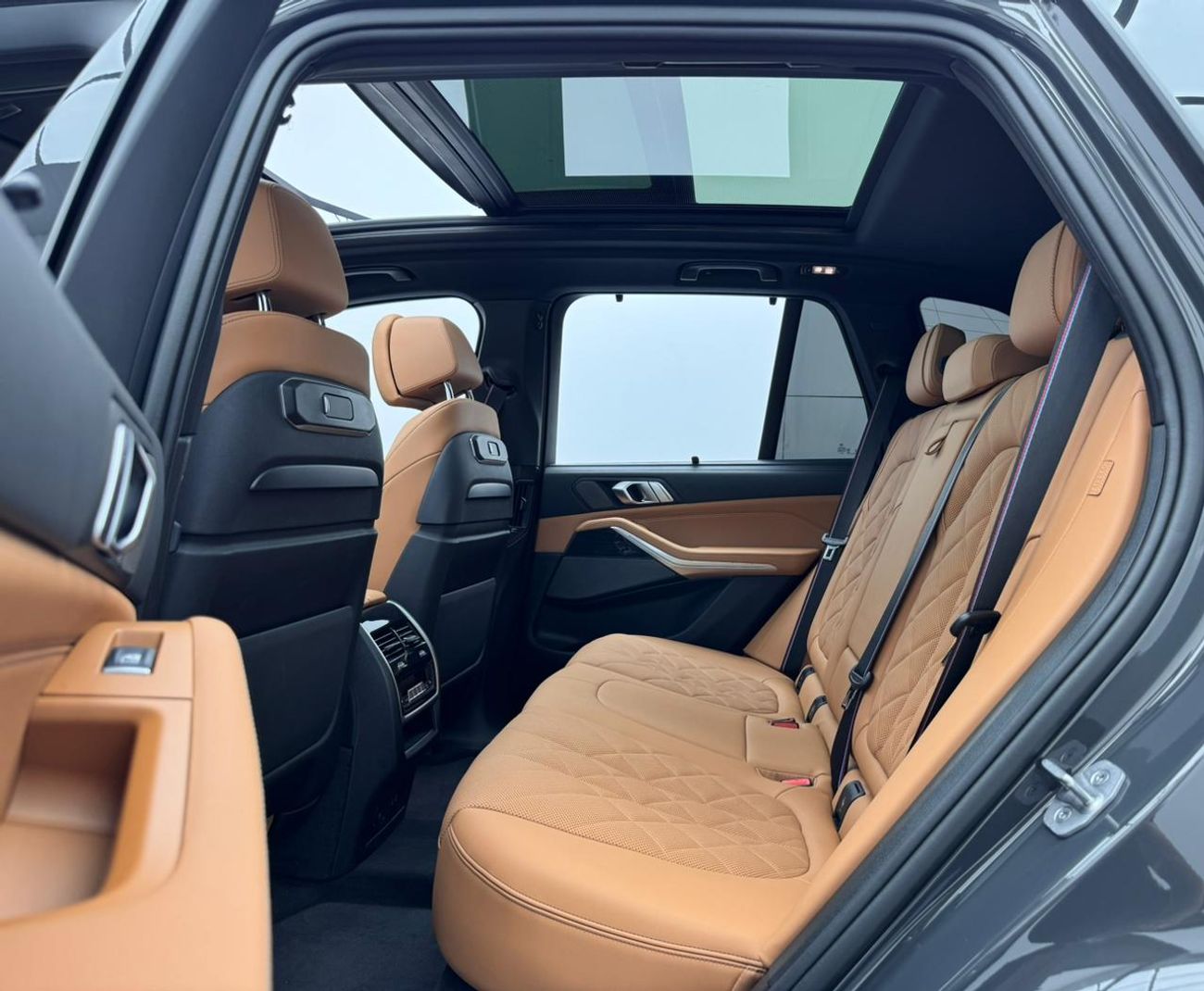 بي أم دبليو X5 40i M Sport 3.0L 2024 BMW X5 xDrive40i M-Sport, 2029 BMW Warranty and Service Contract, GCC