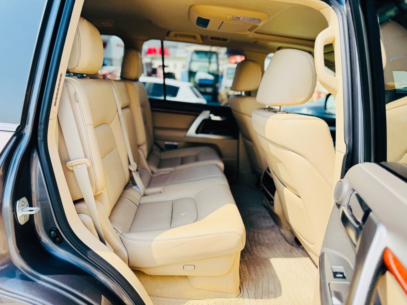 Toyota Land Cruiser ZX FULL OPTION TOP OF THE RANGE