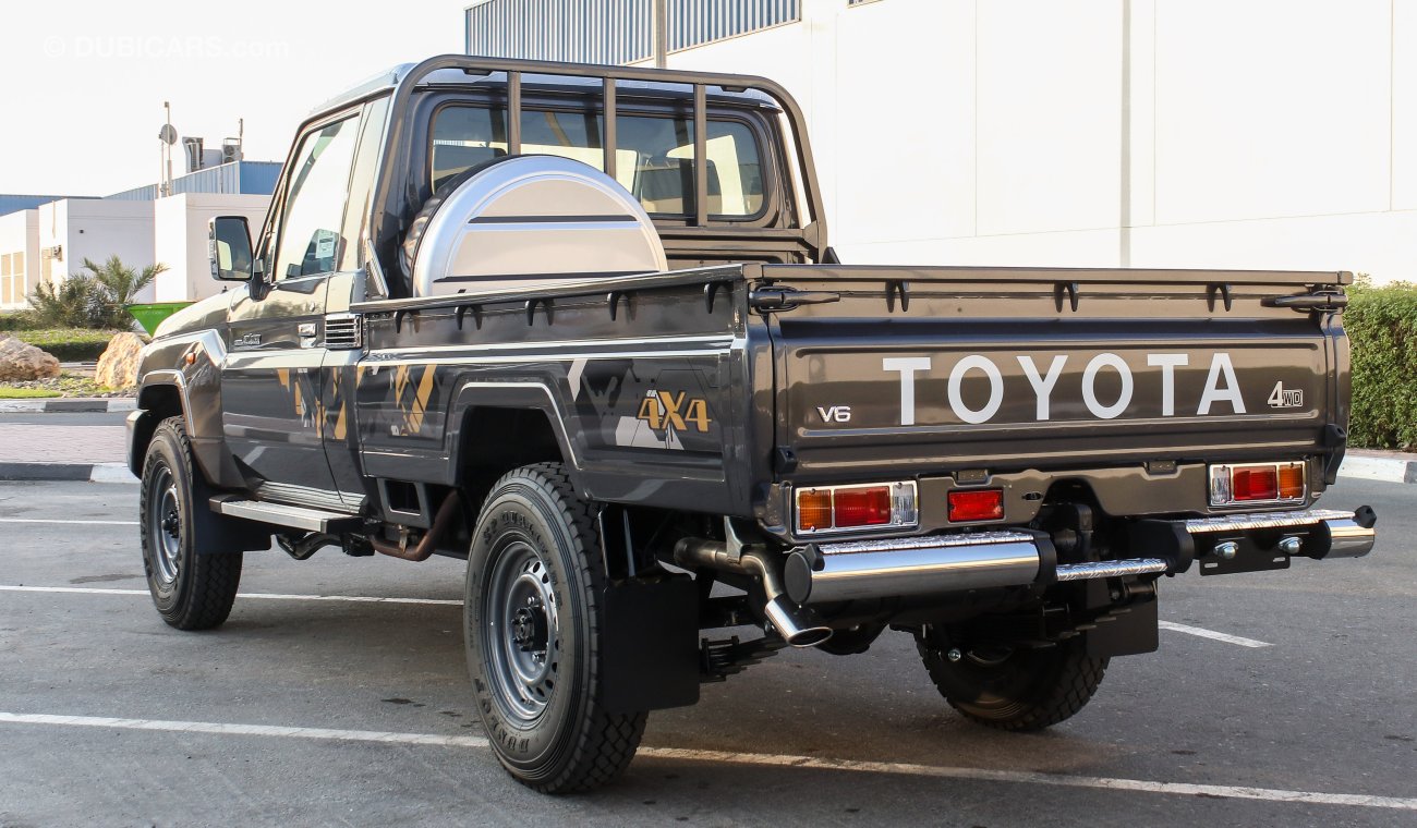 Toyota Land Cruiser Pick Up