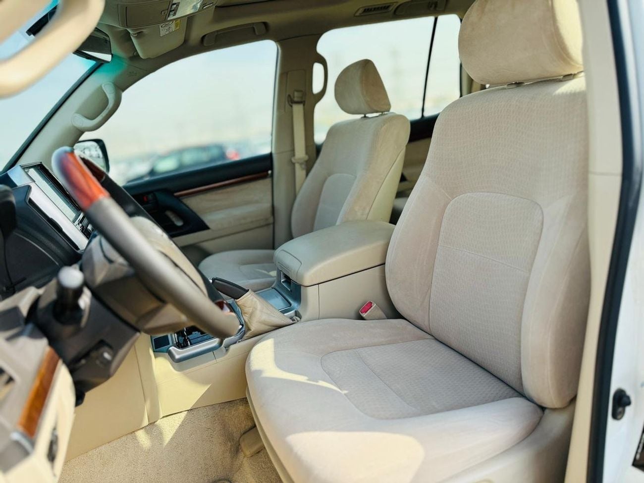 Toyota Land Cruiser GXR