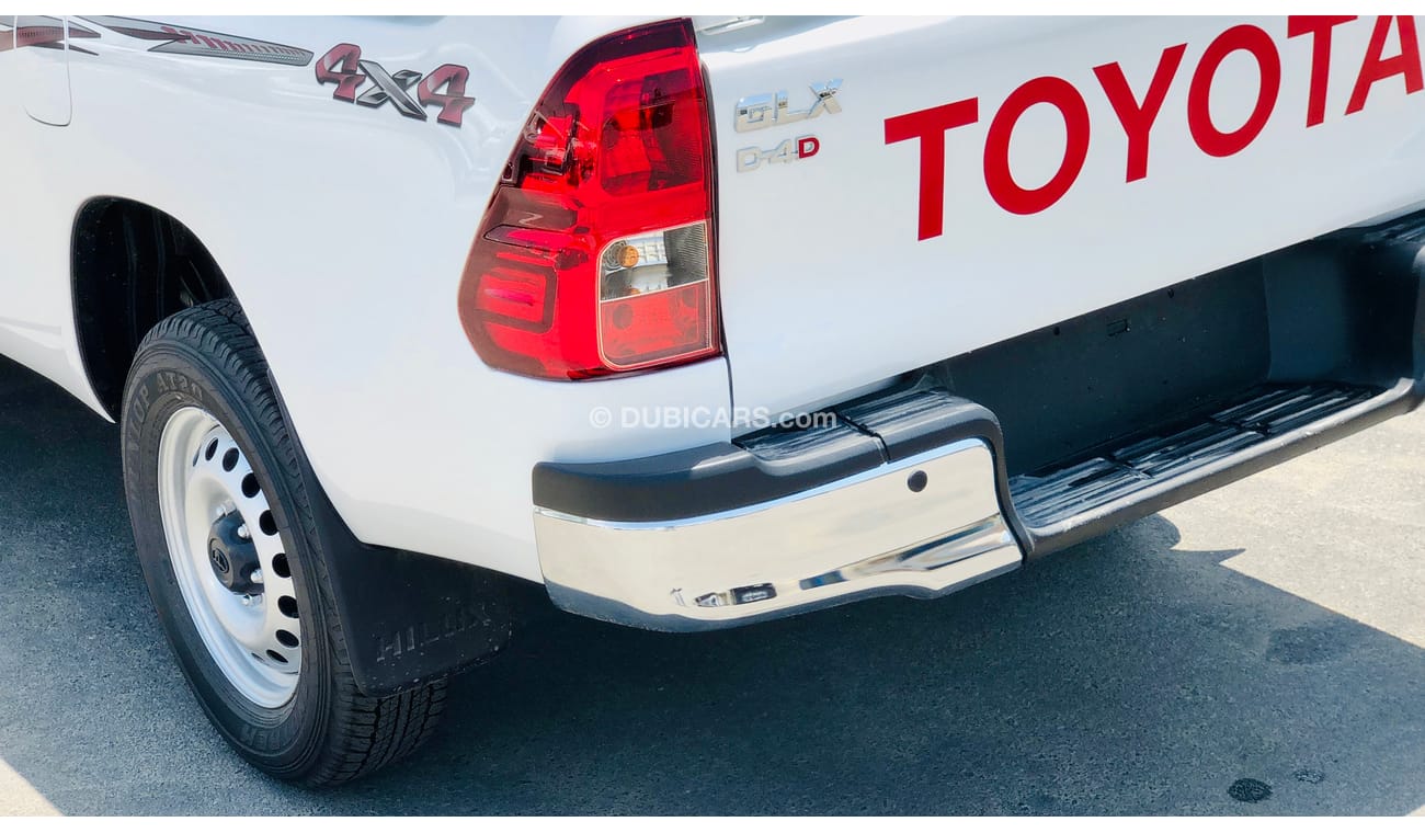 Toyota Hilux 2.4L DIESEL 4X4 MANUAL SINGLE CABIN (FOR LOCAL AND EXPORT)