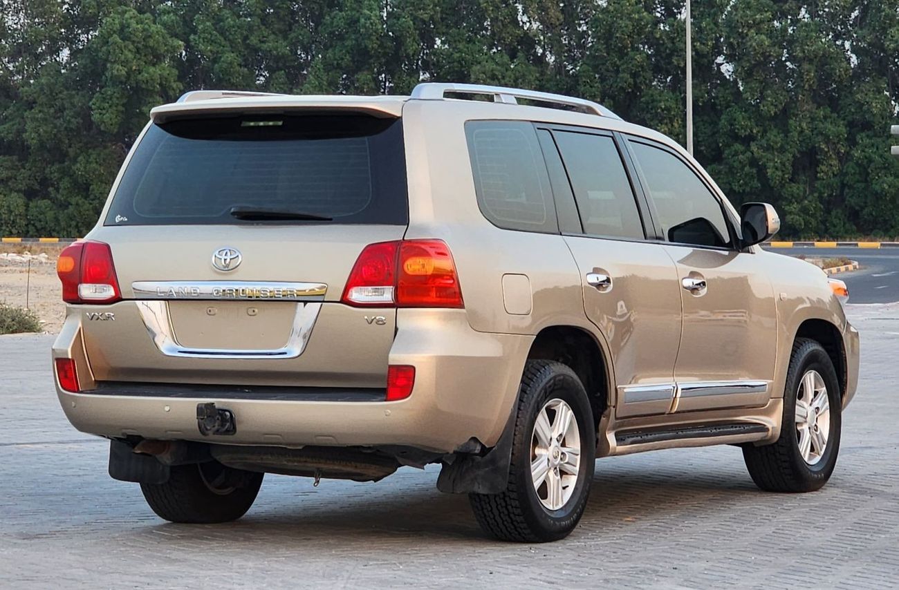 Toyota Land Cruiser VXR