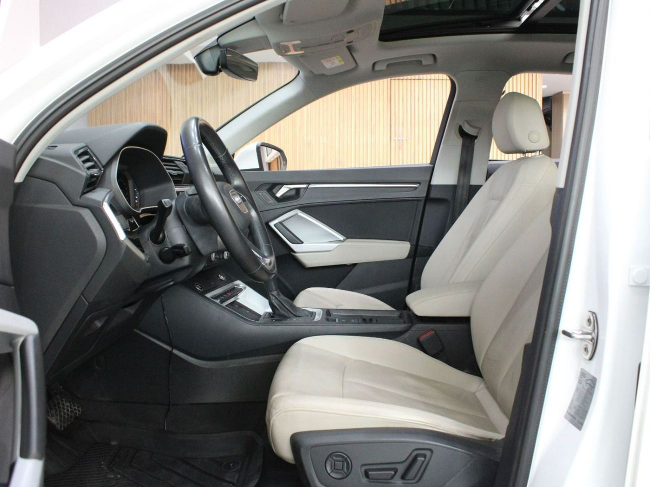 Audi Q3 40 TFSI - S Line | 2023