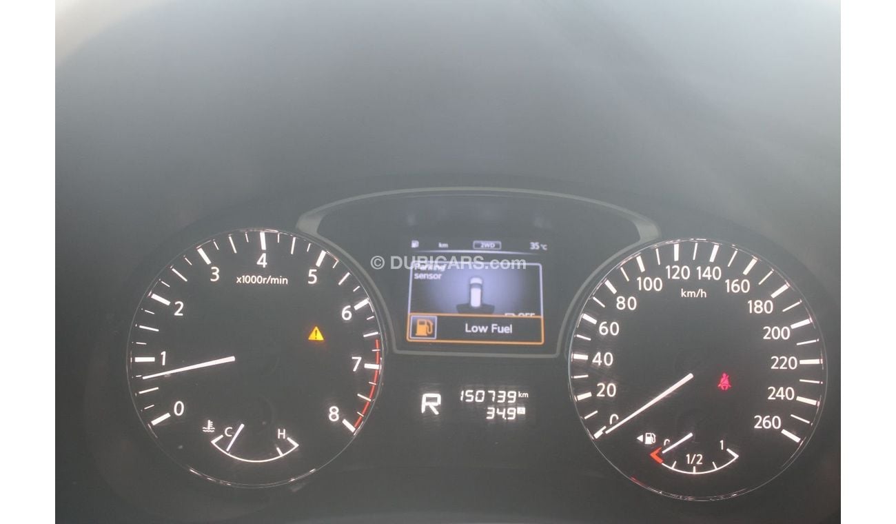 Nissan Pathfinder SV Nissan Pathfinder 2014 full option in excellent condition without accidents