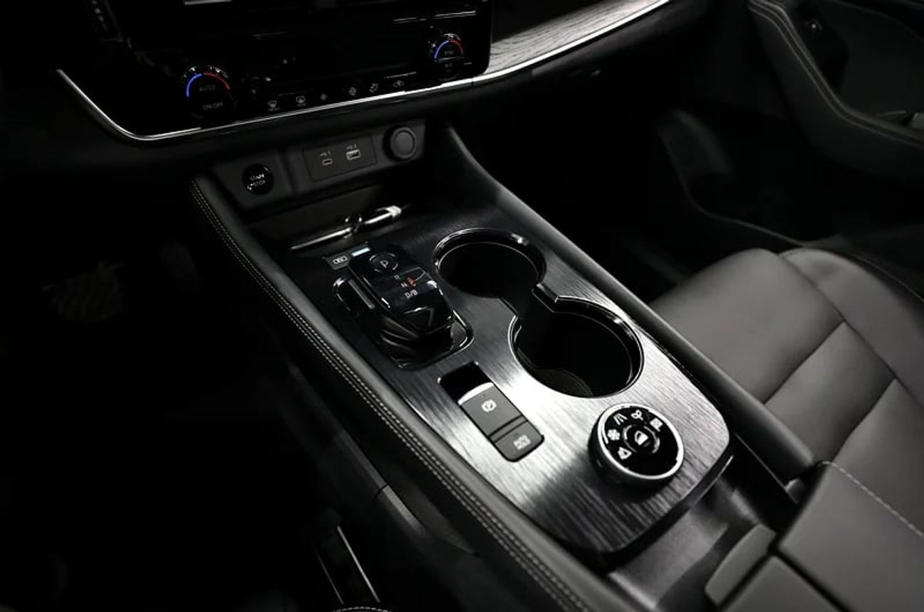 نيسان إكس تريل | Full Option | Brand | Under Warranty Till | 1,700 0% Downpayment Ref#XTrail23