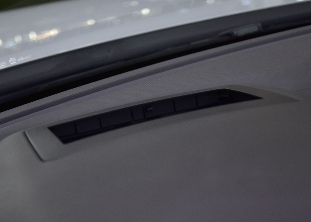 فولكس واجن تيجوان EXCELLENT DEAL for our Volkswagen Tiguan R-Line 4Motion ( 2019 Model ) in White Color GCC Specs