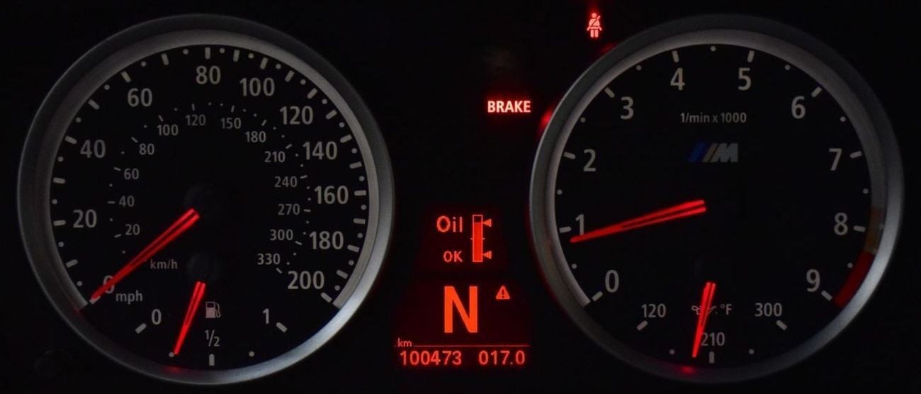 بي أم دبليو M6 STD EXCELLENT DEAL for our BMW M6 Convertible ( 2008 Model ) in Gray Color American Specs