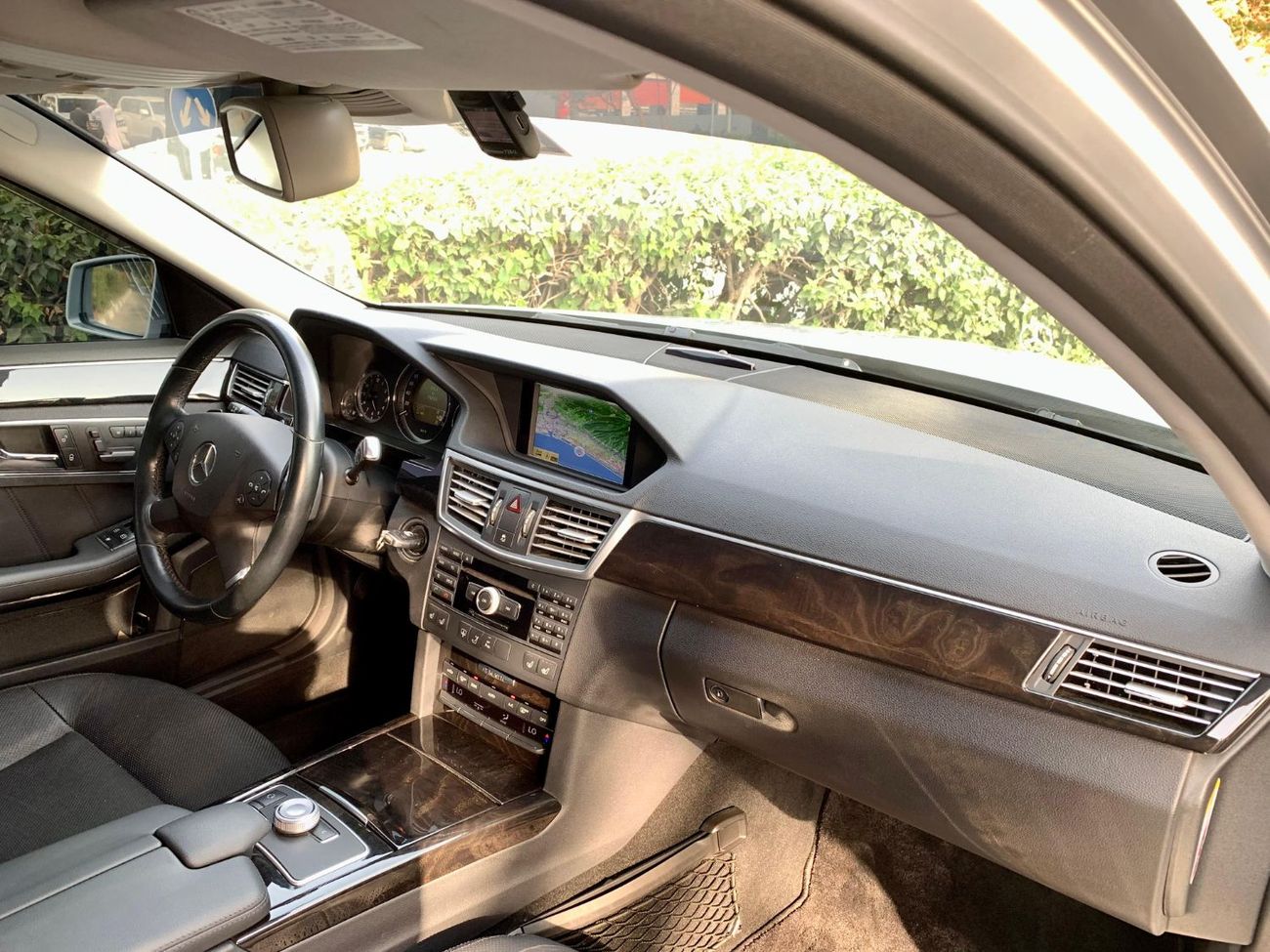 Mercedes-Benz E 350 The Mercedes-Benz E350 is a luxury mid-size sedan featuring a 2.0-liter turbocharged four-cylinder e