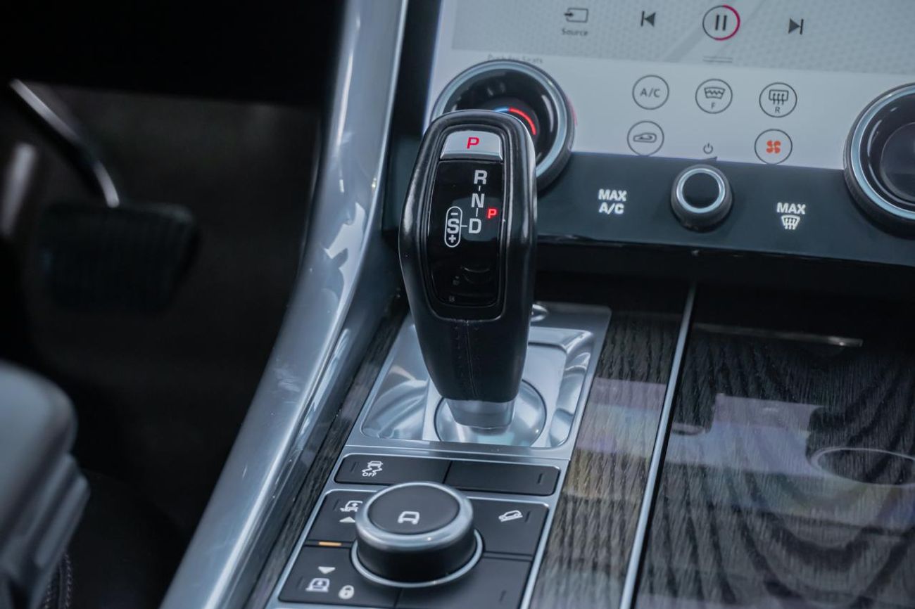 لاند روفر رينج روفر HSE 3.0L (375 HP)