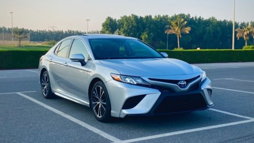 Toyota Camry Hybrid Full option