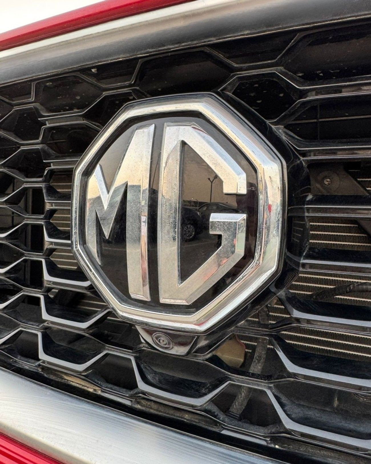 MG ZS MG ZS 1.5L (LUXURY) - 2025 MODEL RED COLOR