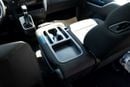هيونداي ستاريا لوكس 2025 Brand New 11 Seater Diesel 2.2L Turbo 4 Cylinders GCC