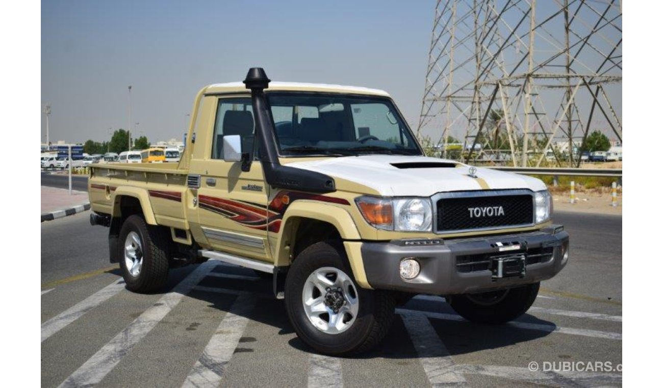 Toyota Land Cruiser Pick Up Single Cabin V8 Diesel Manual Transmission Limited