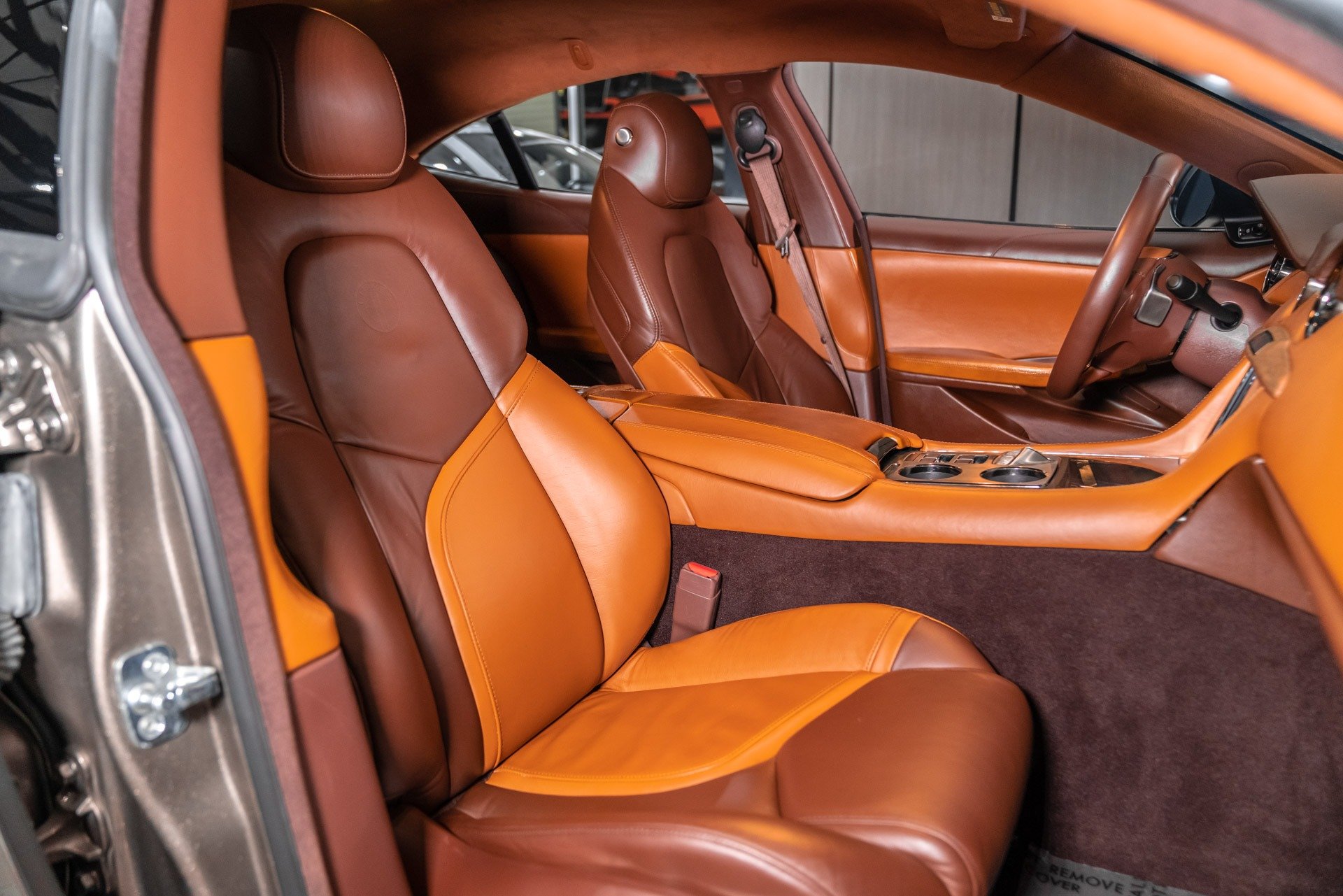 Fisker Karma interior - Seats