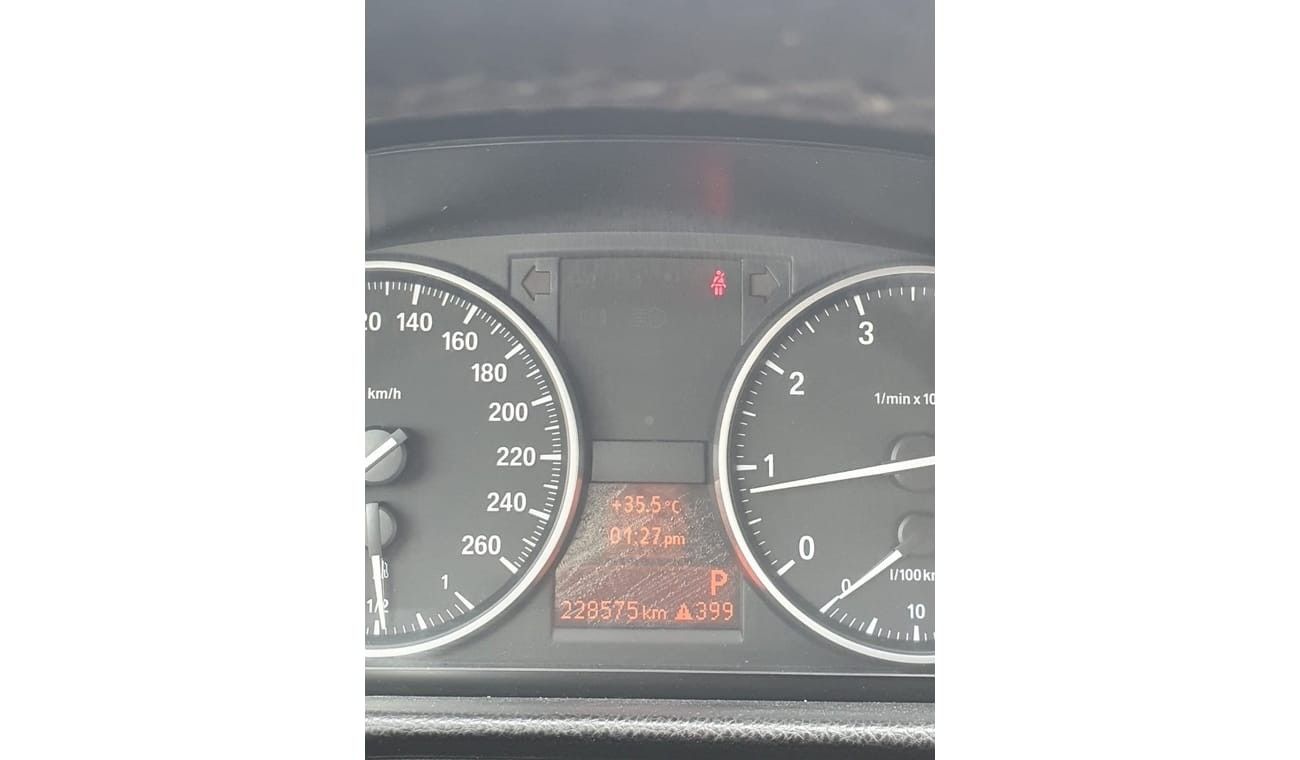 بي أم دبليو 320 Coupe