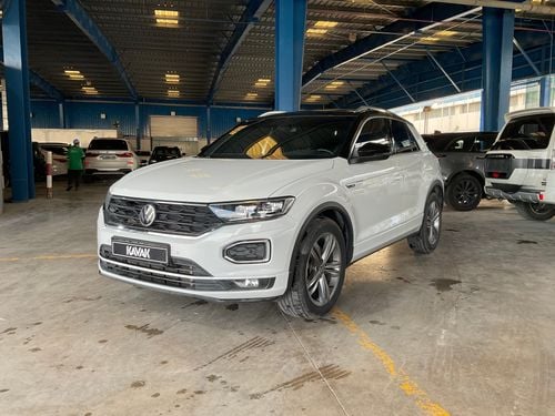 Volkswagen T ROC R-Line | Guaranteed Warranty | 0 Down Payment