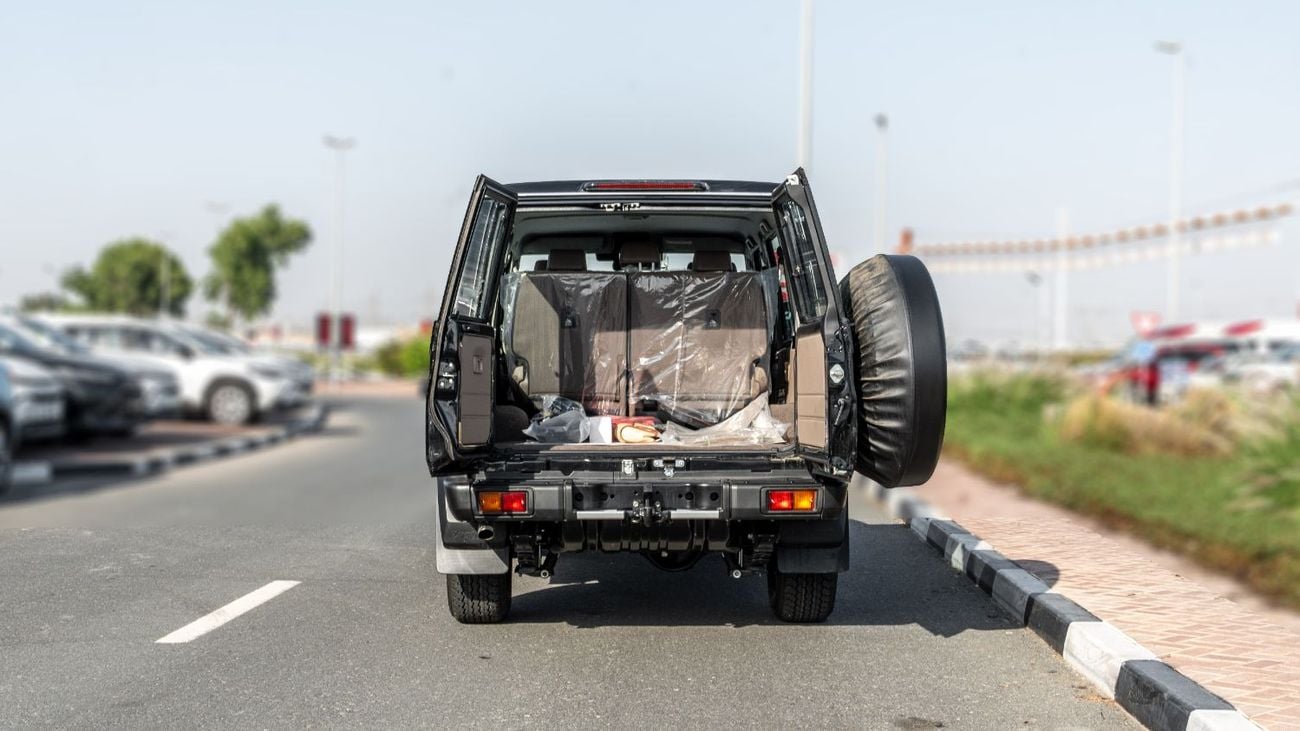 Toyota Land Cruiser 70 2026 Toyota Land Cruiser LC76 4.0L AT Petrol (Black-Brown) With Radar
