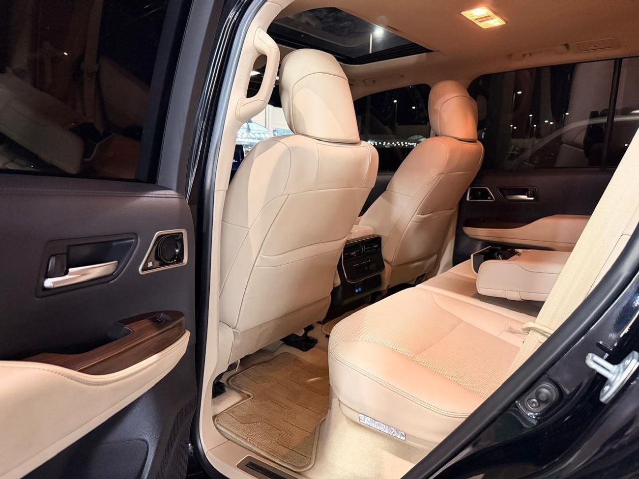 Toyota Land Cruiser GXR 3.5L