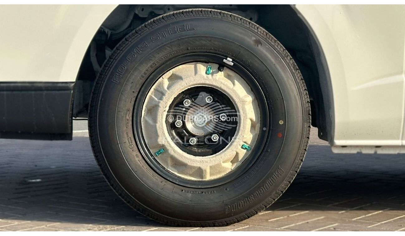 Toyota Hiace 2.7L BUS HIGH ROOF 16 SEATS MT