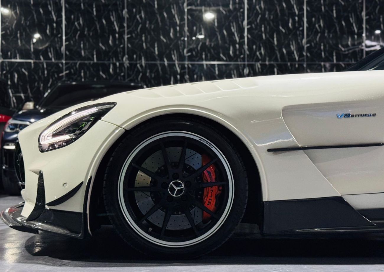 مرسيدس بنز AMG GT
