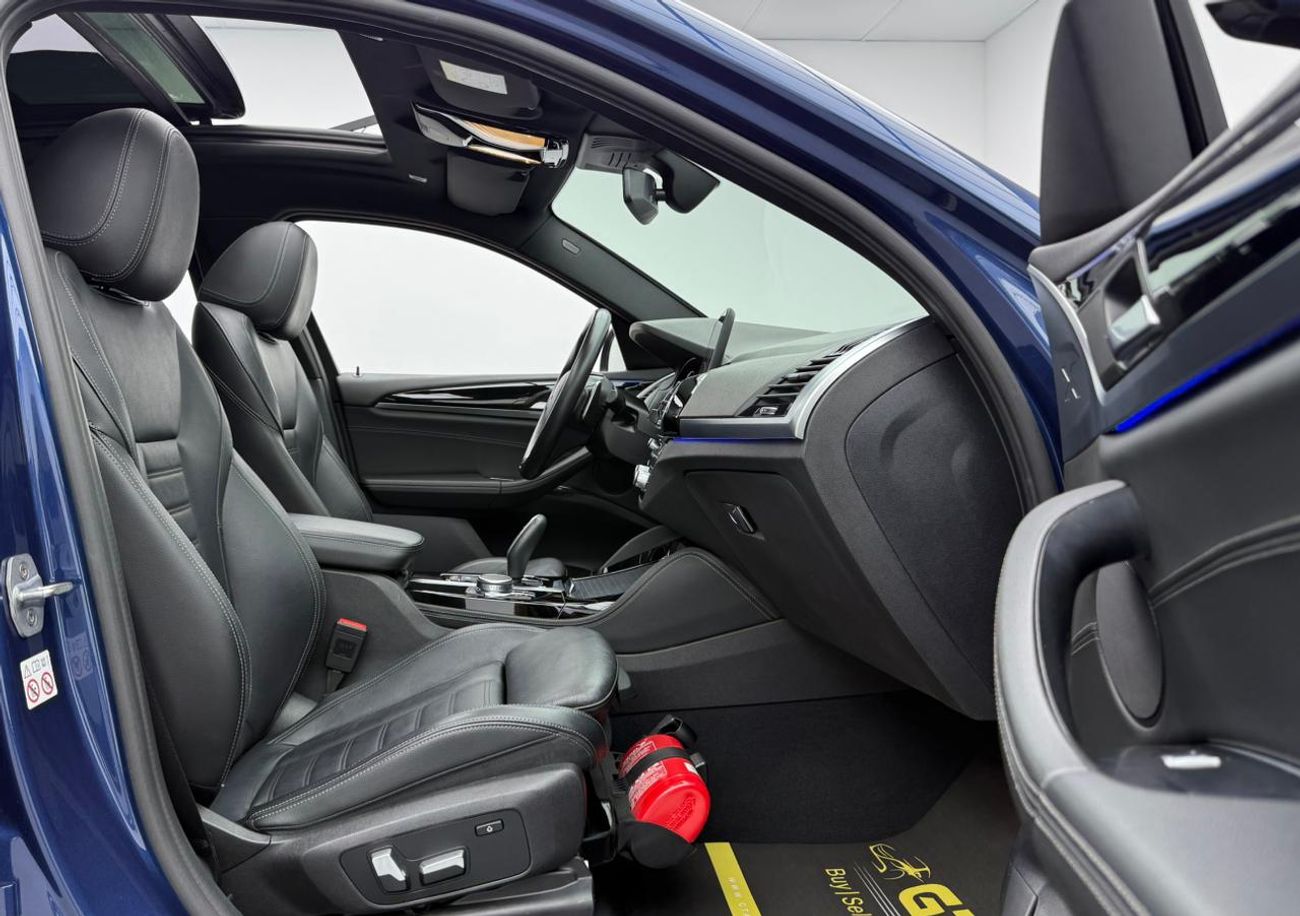 بي أم دبليو X4 xDrive 30i 2.0L 2019 BMW X4 30i xDrive ,BMW Service Contract+ Full Service History ,GCC