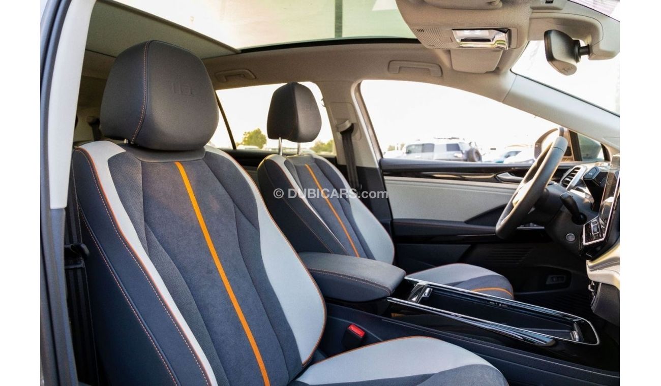 Volkswagen ID.6 2022 Volkswagen ID6 Litepro 20" Fixed Panoramic W/o HUD + 360CAM 6 Seats AT - Gold inside white & bl