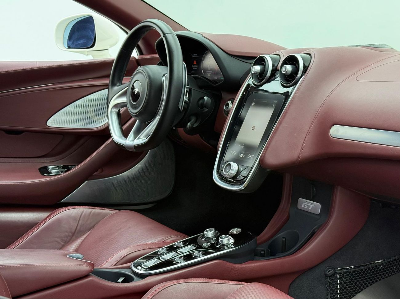 McLaren GT 2020 McLaren GT, Full Service History, Very Low Km, Excellent Condition, Canadian