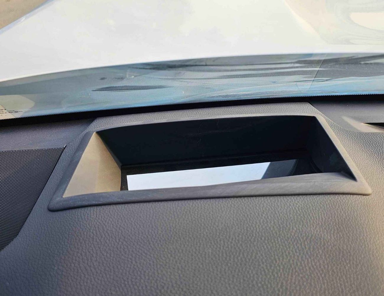 تويوتا لاند كروزر VXR / TWIN TURBO / FULL OPTION / 3.3L V6 DIESEL / HEADUP DISPLAY / JBL SPKRS / SUNROOF (CODE#70000)