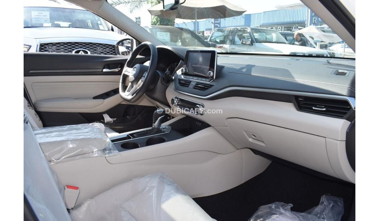 نيسان ألتيما SV