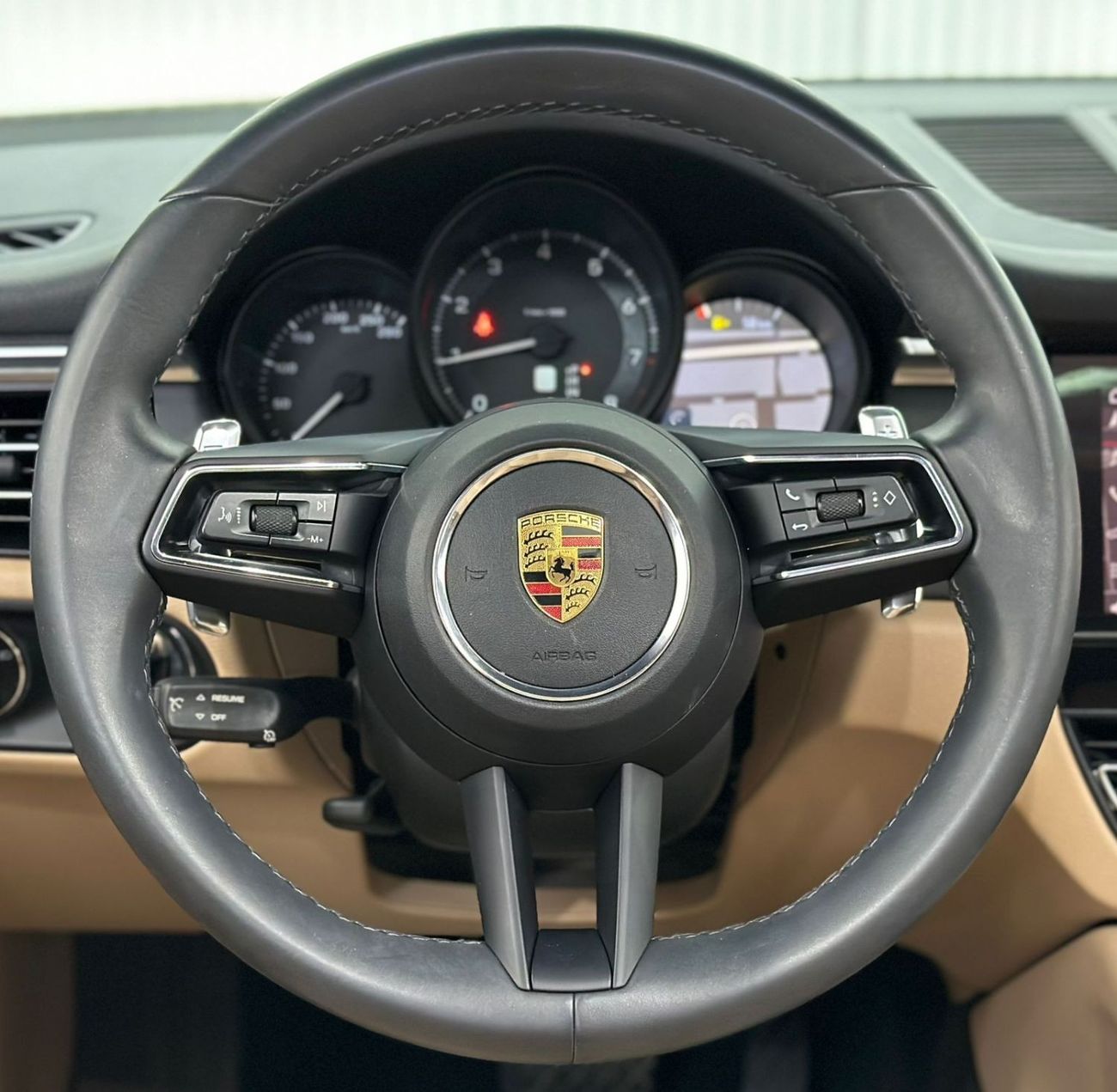 Porsche Macan 2023 Porsche Macan, February 2025 Porsche Warranty, Full Porsche Service History, Full Options, GCC