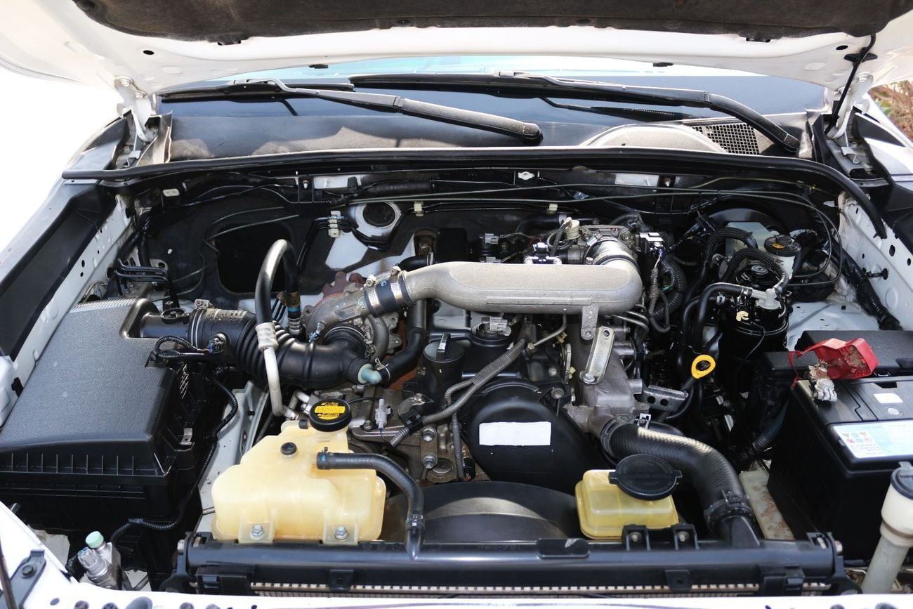 Toyota Hilux GL 2 2.4L 4WD