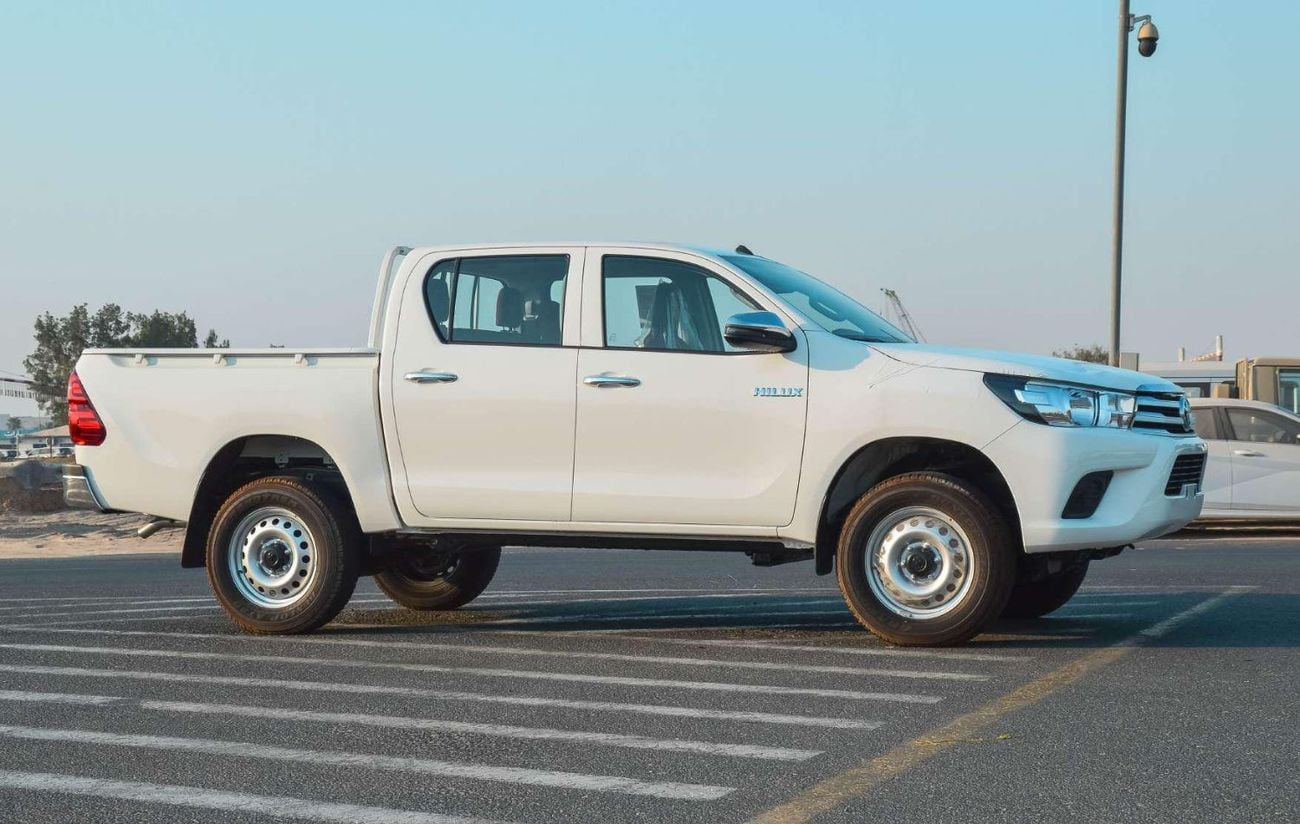 تويوتا هيلوكس DLX 2.4L 4WD DIESEL PICKUP 2026