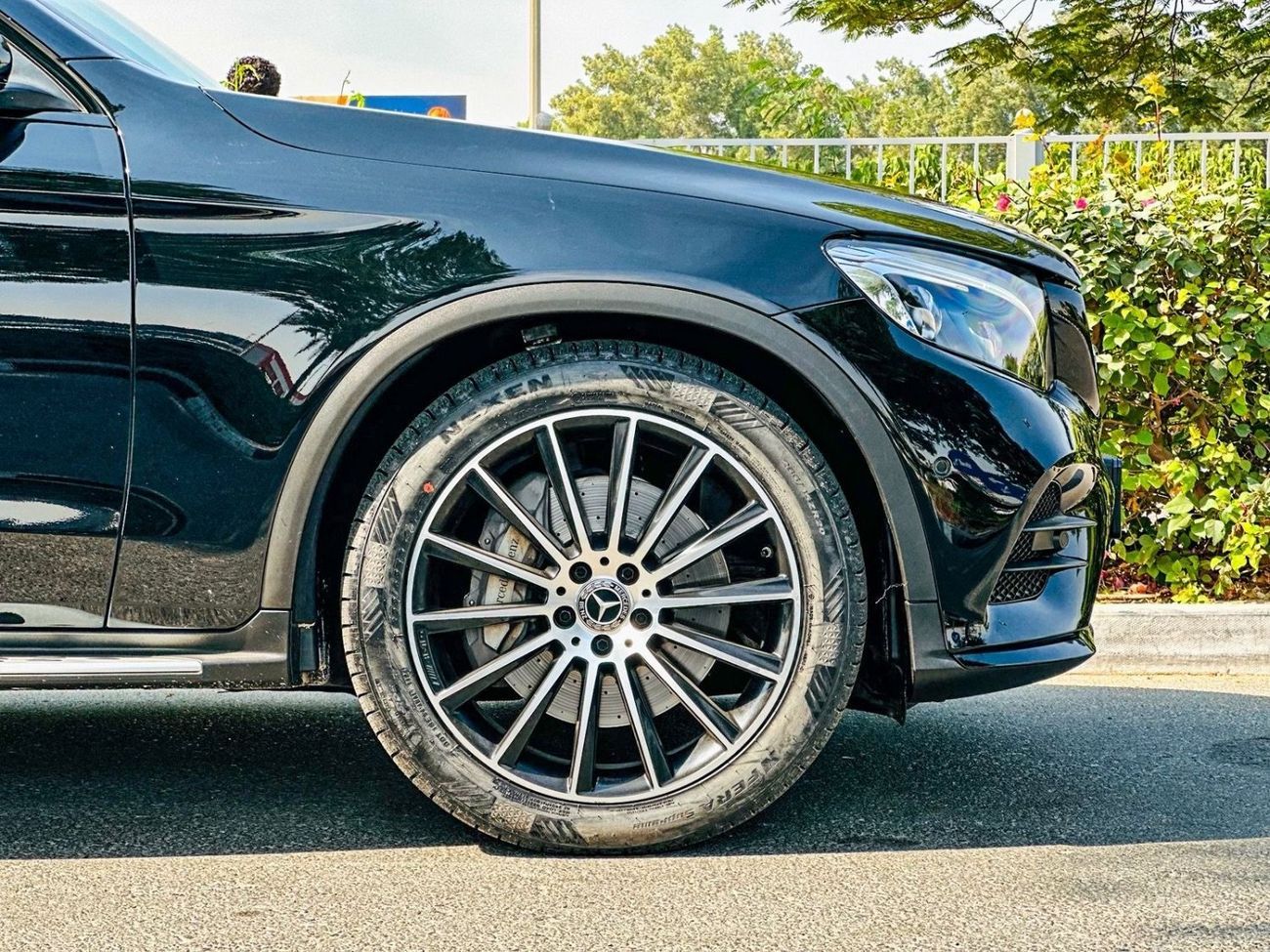 Mercedes Benz GLC250 AMG 2.0L