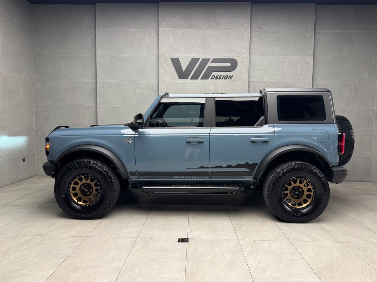 Ford Bronco Wildtrak 2.7L (4 Seater)