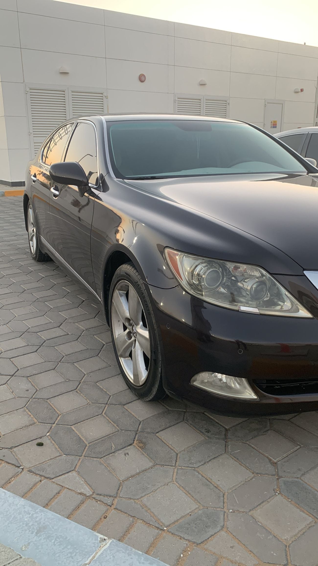 لكزس LS 460