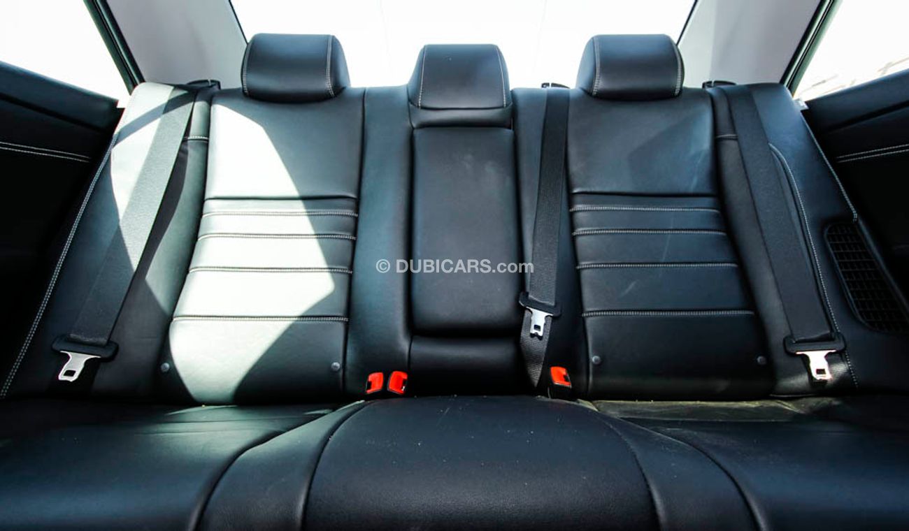 تويوتا كامري XLE