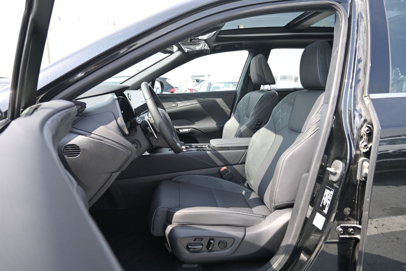 لكزس RX 350h Lexus RX350h Platinum 2.5L Hybrid, AWD Model 2025