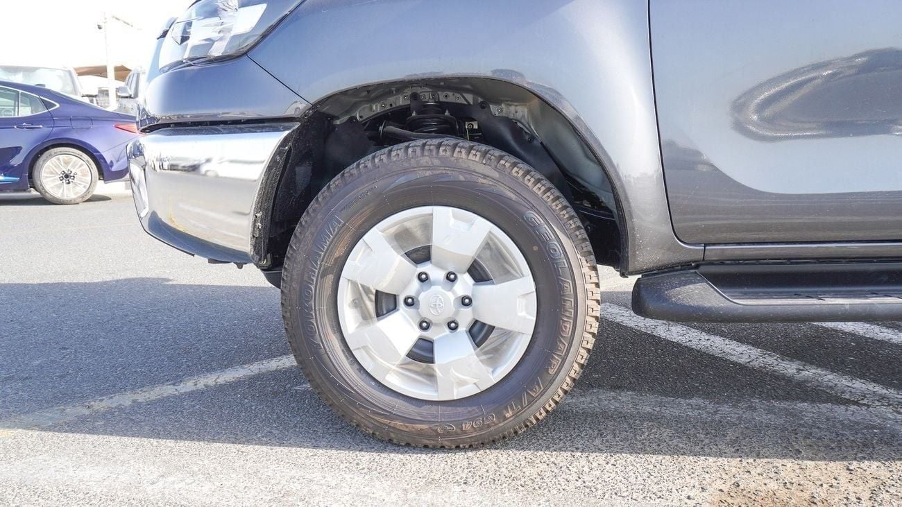 Toyota Hilux GLX 2.4L Double Cab Utility