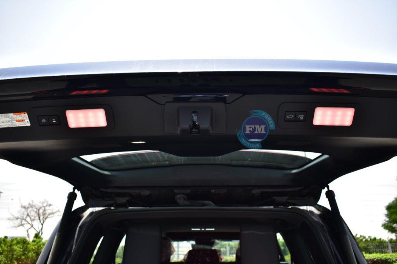 تويوتا لاند كروزر 300 VXR+ V6 3.3L Twin Turbo Diesel 7 Seat Automatic