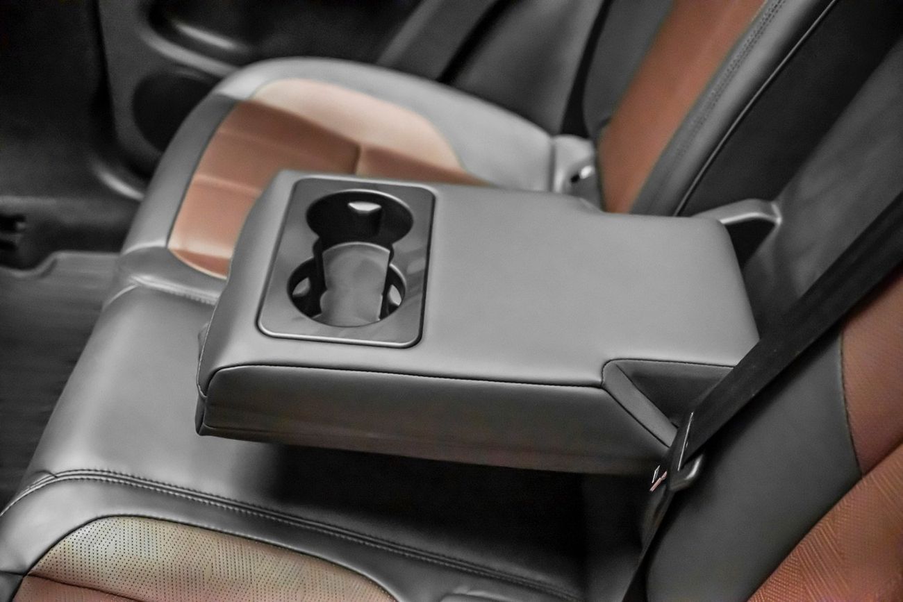 Land Rover Range Rover Evoque P200 R-Dynamic SE 2.0L