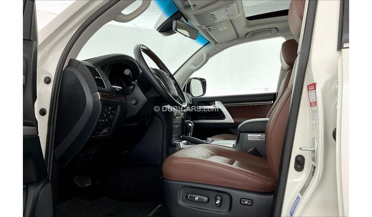 Toyota Land Cruiser VXR