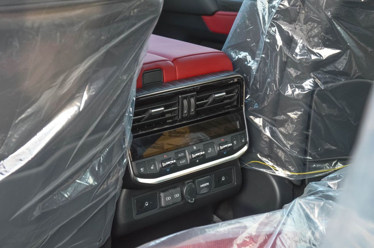 Toyota Land Cruiser GR-S 3.3L TOYOTA LAND CRUISER GR 3.3L TWIN TURBO DIESEL SUV 2024