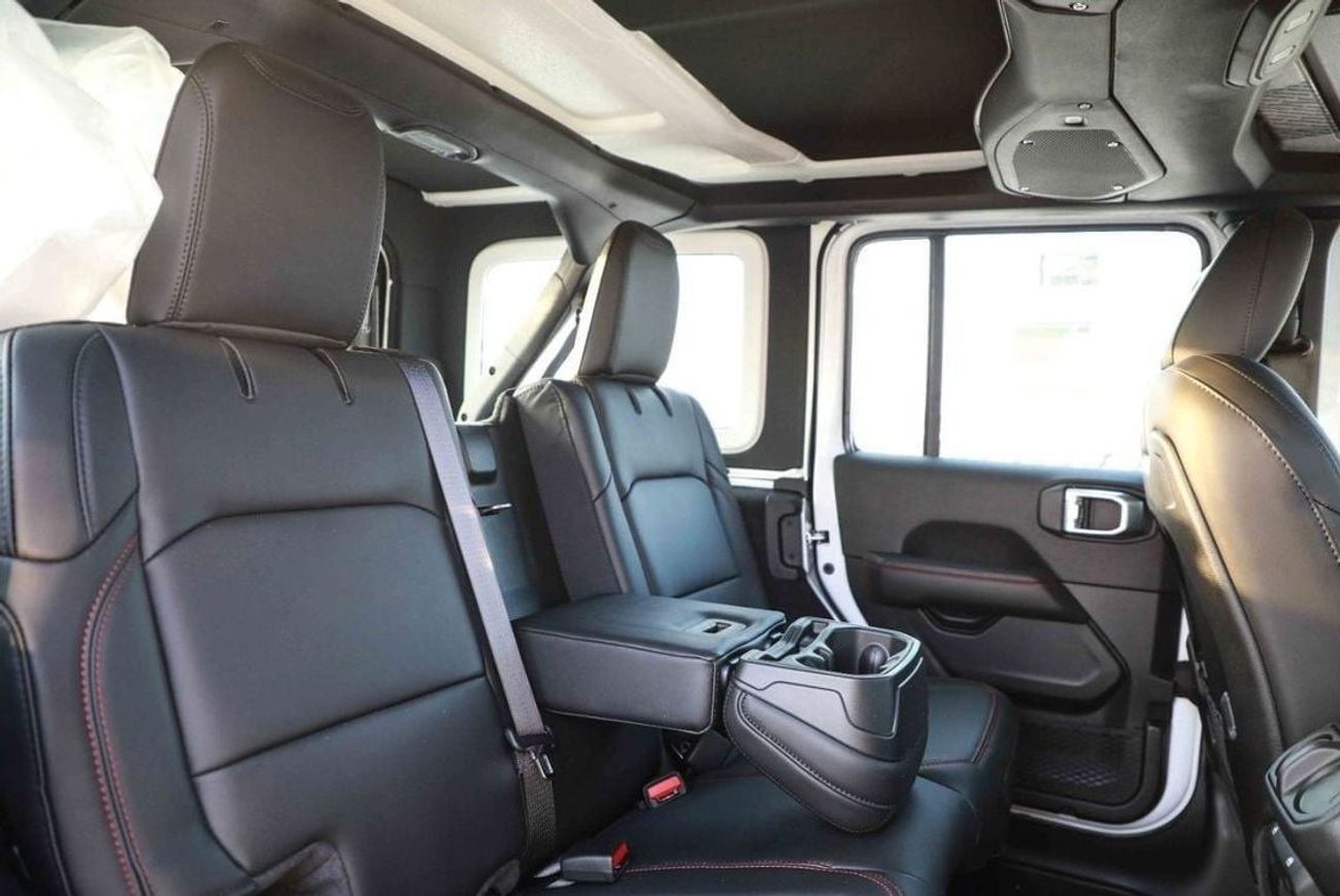 Jeep Wrangler 2024 Jeep Wrangler Rubicon Xtreme 2.0L Turbo – White inside Black & Red | Export Only