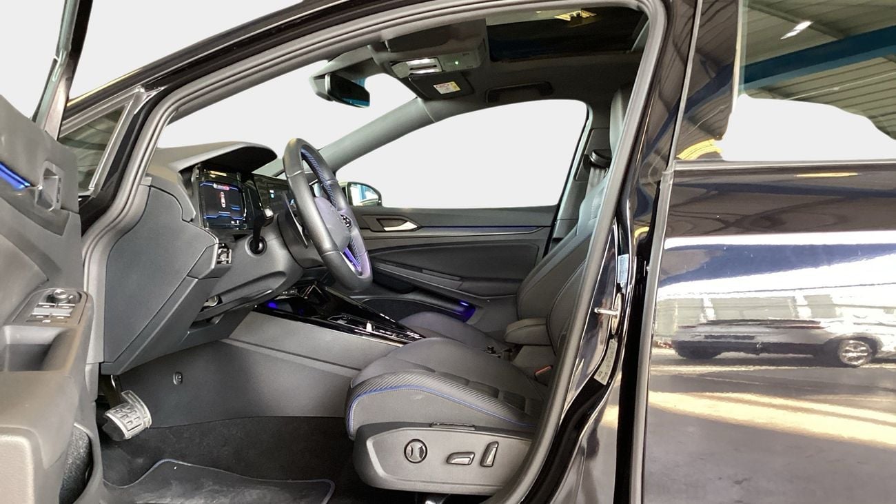 فولكس واجن جولف R - PERFORMANCE 2.0 TSI OPF DSG 4WD R | شامل الضمان | 0 ﺪﻔﻋﺓ ﺃﻮﻟﻯ